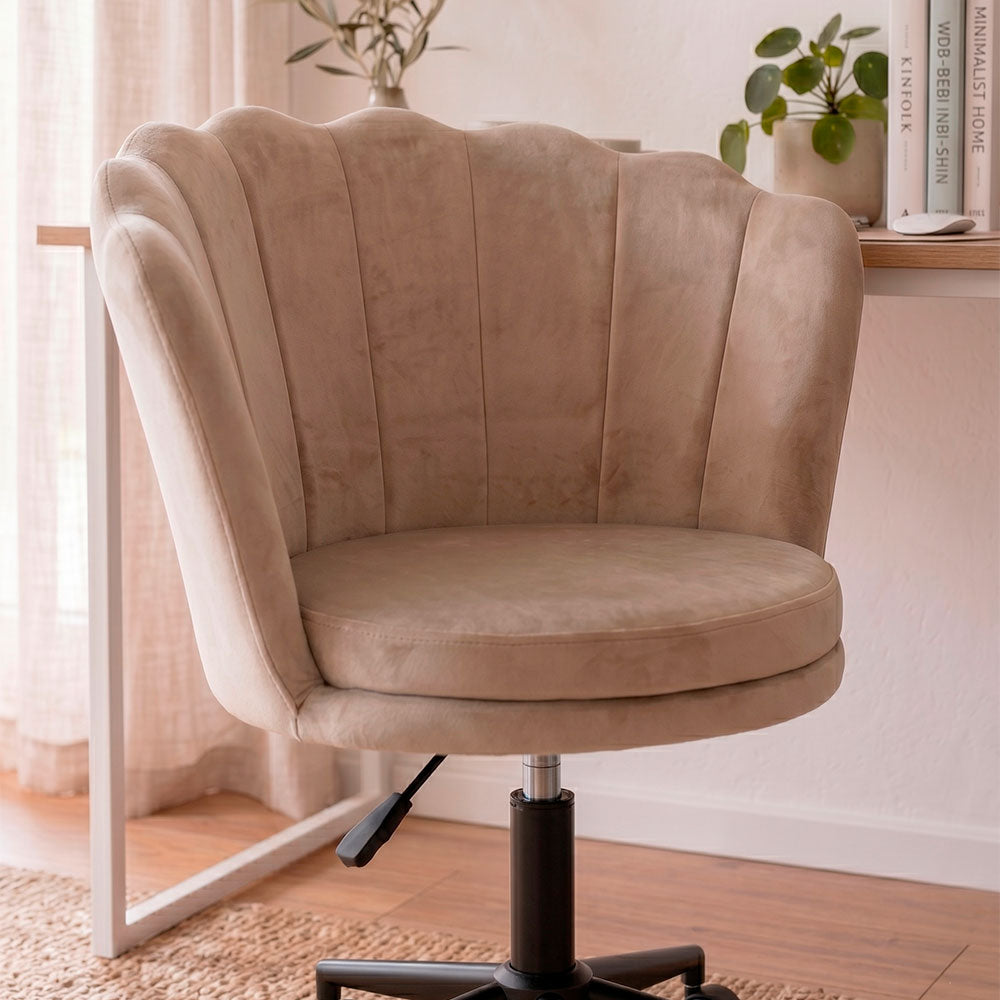 44051580